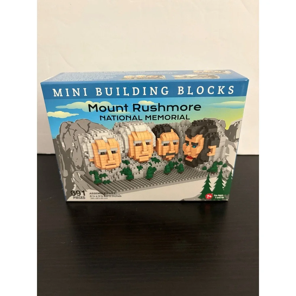 Impact Photographics Mount Rushmore Mini Building Blocks 691pc Micro Set New